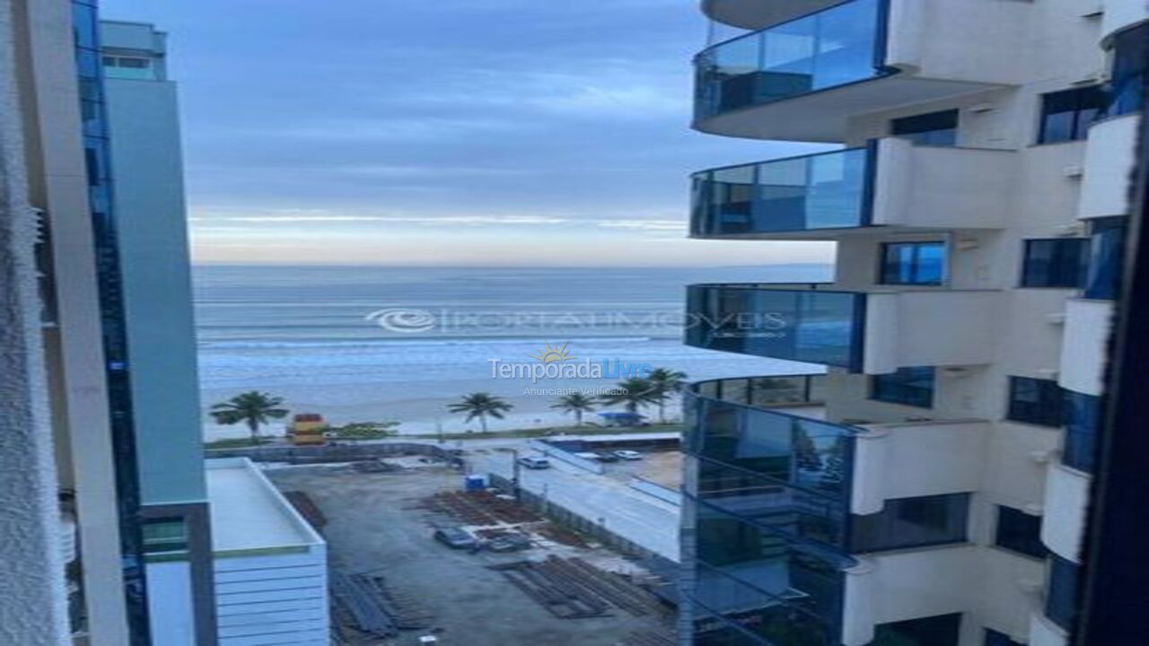 Apartment for vacation rental in Itapema (Meia Praia)