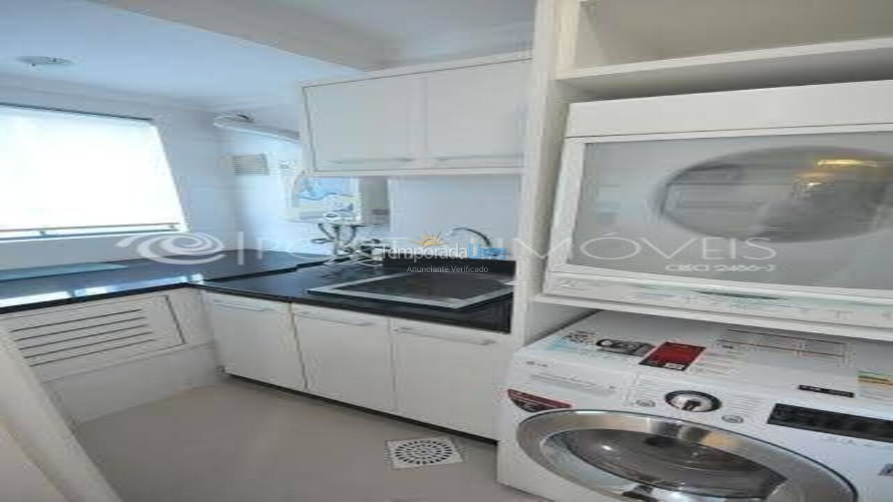 Apartment for vacation rental in Itapema (Meia Praia)