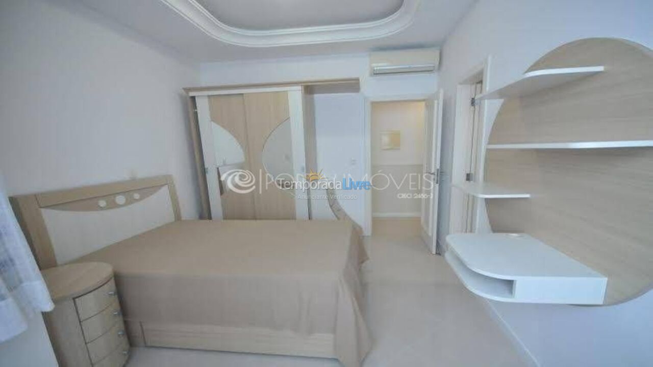 Apartment for vacation rental in Itapema (Meia Praia)
