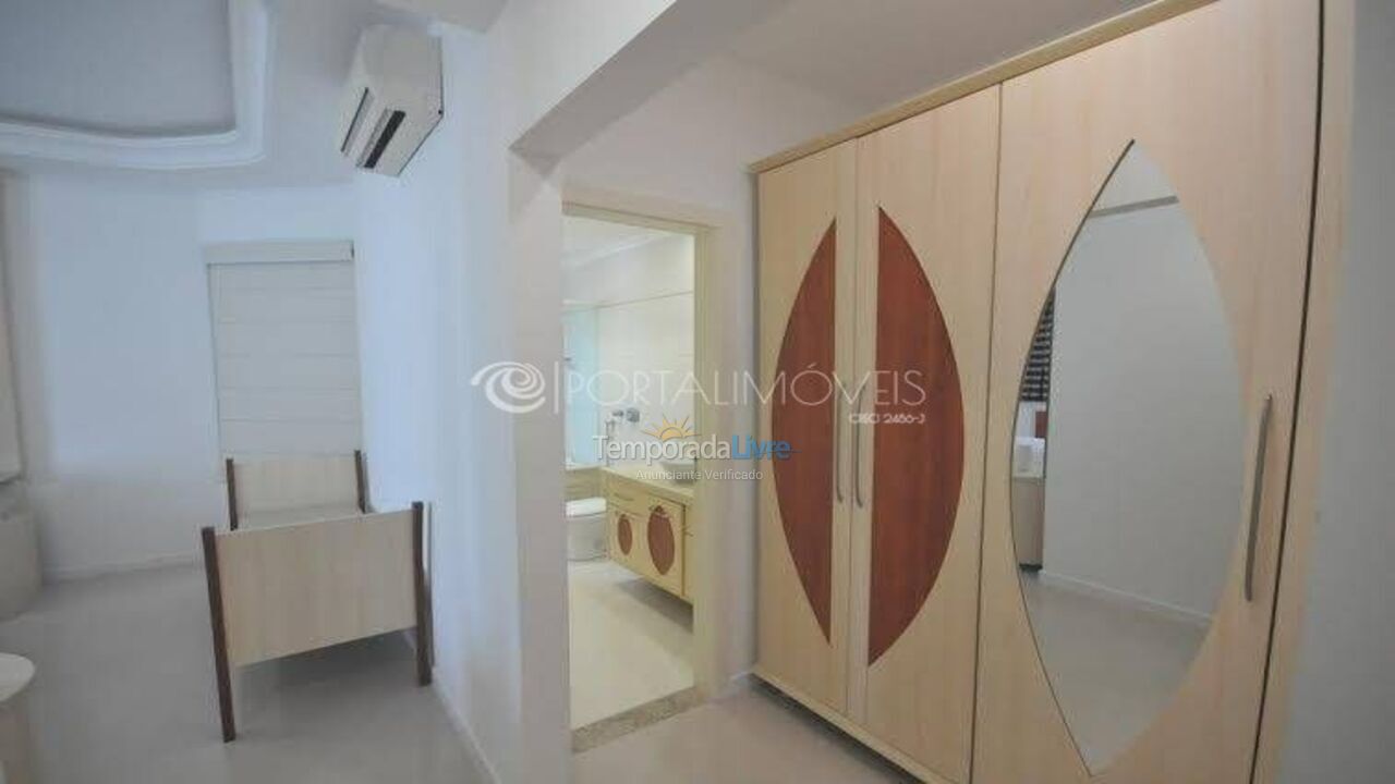 Apartment for vacation rental in Itapema (Meia Praia)