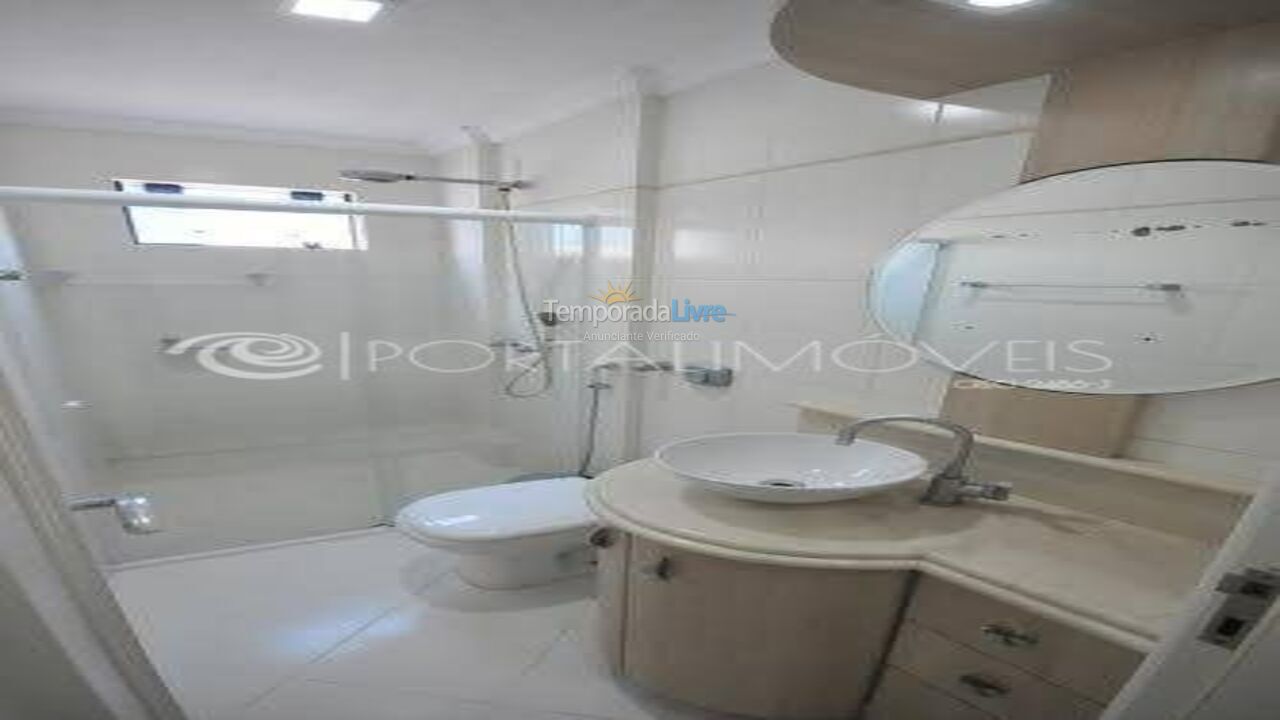 Apartment for vacation rental in Itapema (Meia Praia)