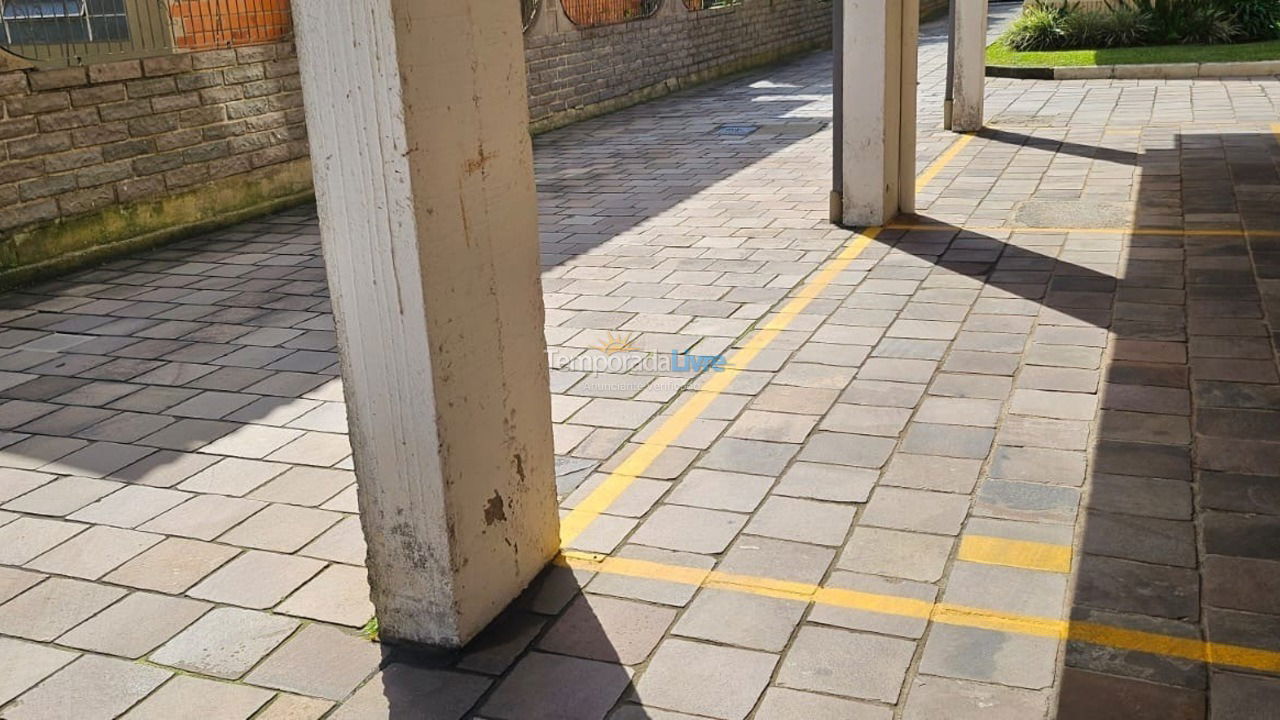 Apartamento para aluguel de temporada em Gramado (Avenida Central)