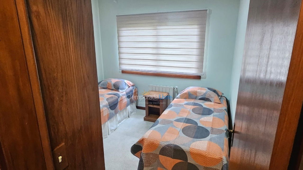 Apartamento para aluguel de temporada em Gramado (Avenida Central)