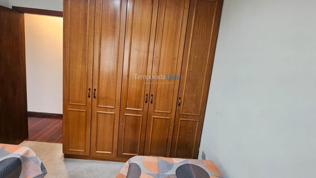 Apartamento para aluguel de temporada em Gramado (Avenida Central)