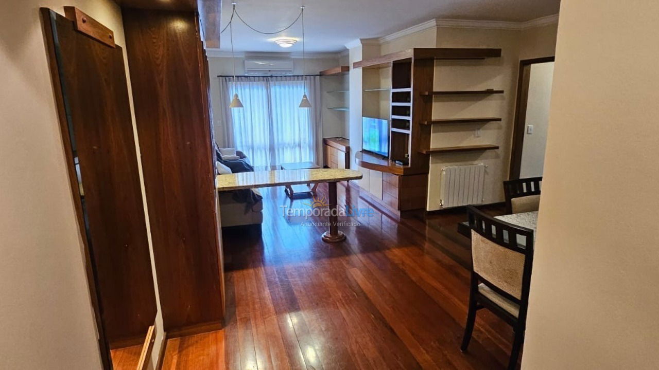 Apartamento para aluguel de temporada em Gramado (Avenida Central)