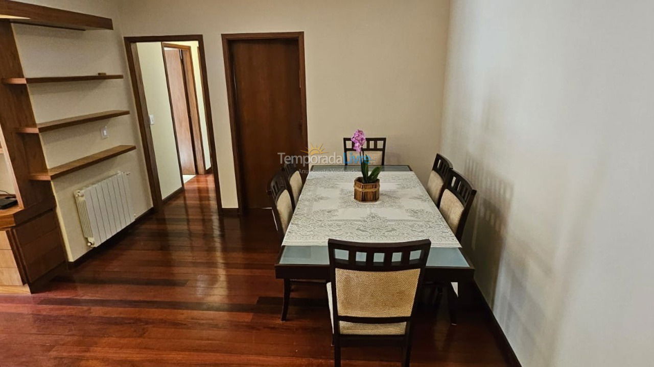 Apartamento para aluguel de temporada em Gramado (Avenida Central)