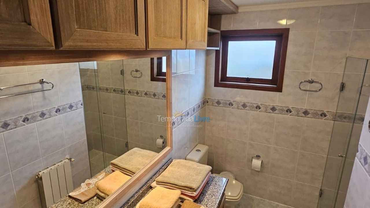 Apartamento para aluguel de temporada em Gramado (Avenida Central)