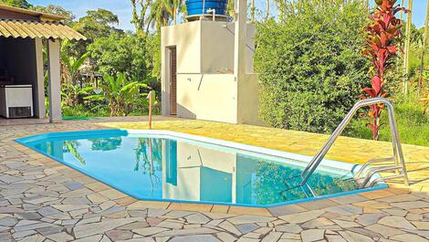 GRANJA CON PISCINA Y PARQUE INFANTIL