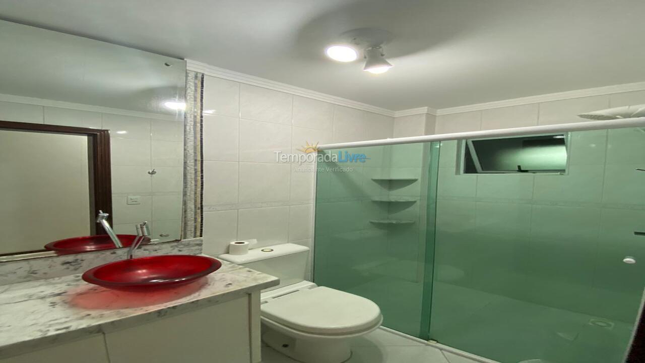 Apartamento para aluguel de temporada em Itapema (Meia Praia)