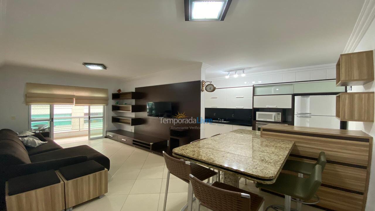 Apartamento para aluguel de temporada em Itapema (Meia Praia)