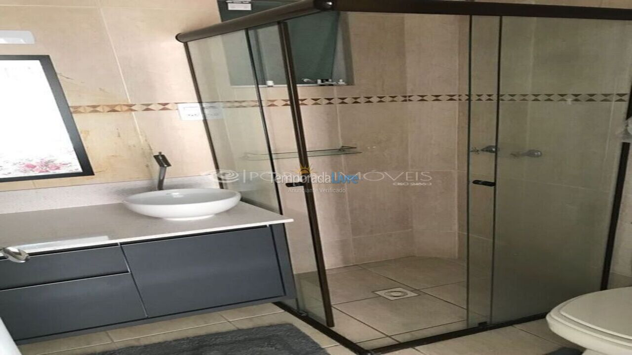 Apartamento para alquiler de vacaciones em Itapema (Meia Praia)