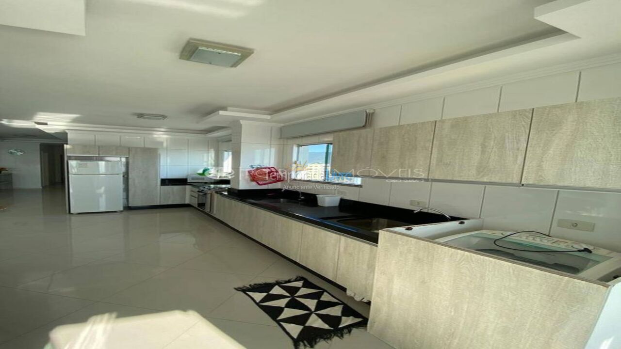 Apartamento para aluguel de temporada em Itapema (Meia Praia)