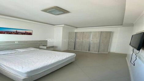 Apartamento com 02 suítes frente avenida com uma vista panorâmica.