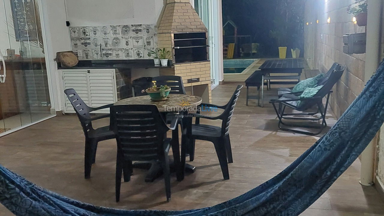 Casa para aluguel de temporada em Bertioga (Riviera de São Lourenço)