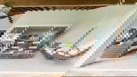 Casa isolada em Guaecá - reveillon 2024 / 2025