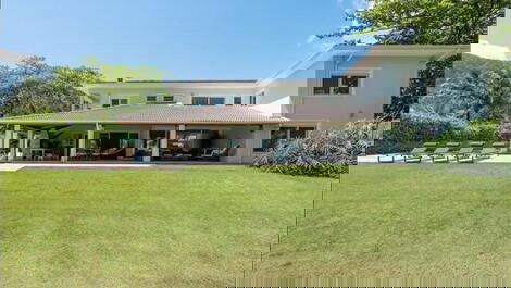 Casa isolada em Guaecá - reveillon 2024 / 2025