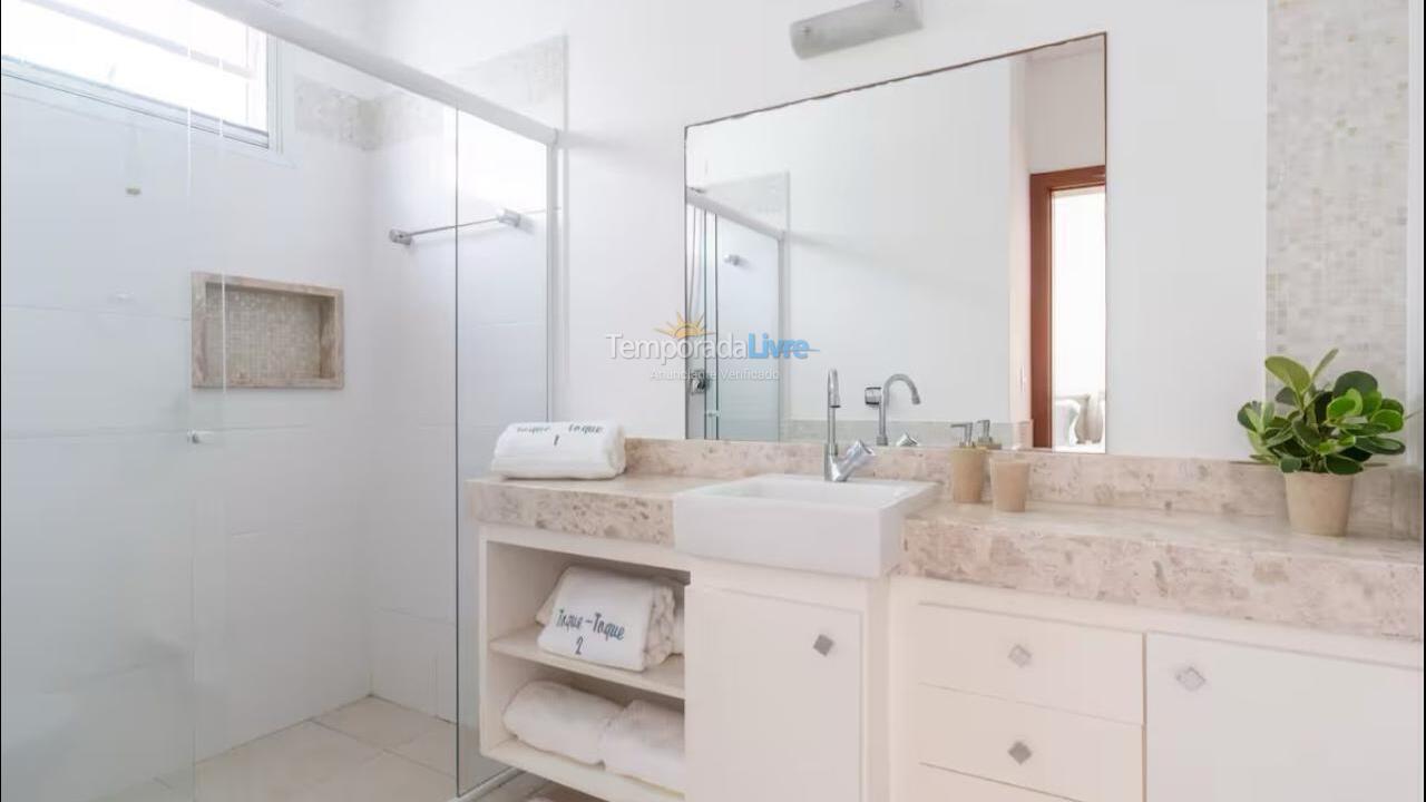 Casa para aluguel de temporada em São Sebastião (Guaecá)