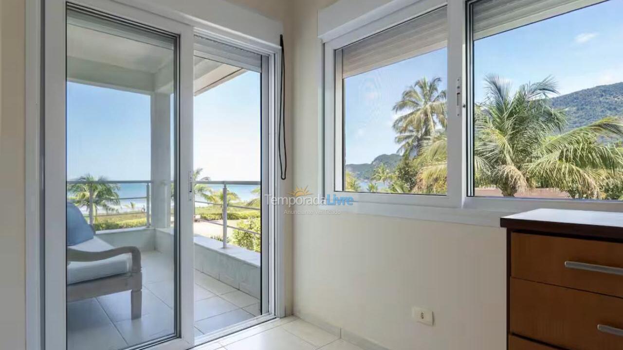 Casa para aluguel de temporada em São Sebastião (Guaecá)