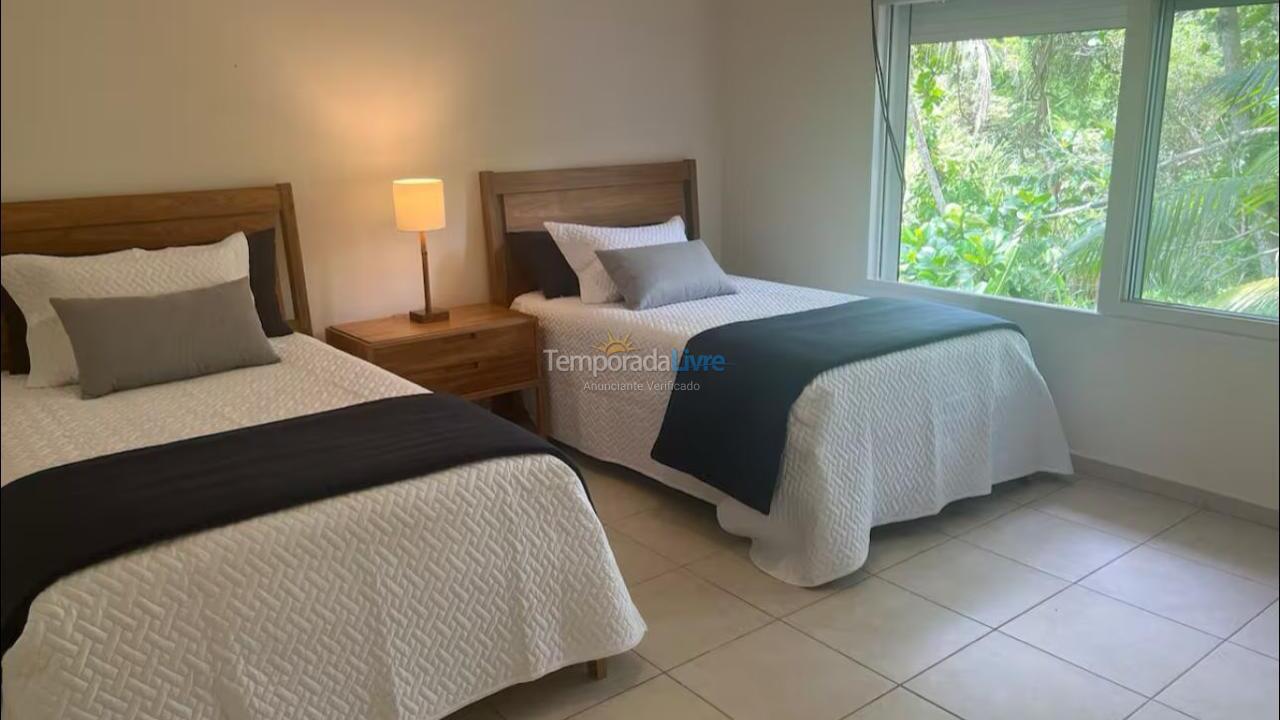 Casa para aluguel de temporada em São Sebastião (Guaecá)