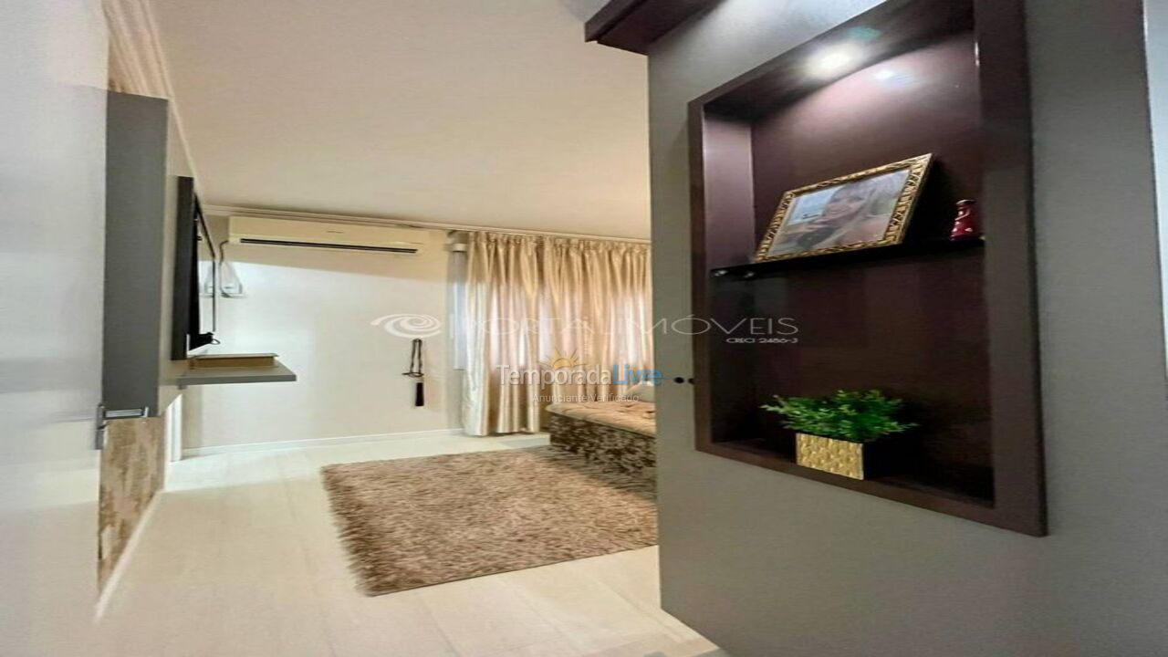 Apartamento para aluguel de temporada em Itapema (Meia Praia)
