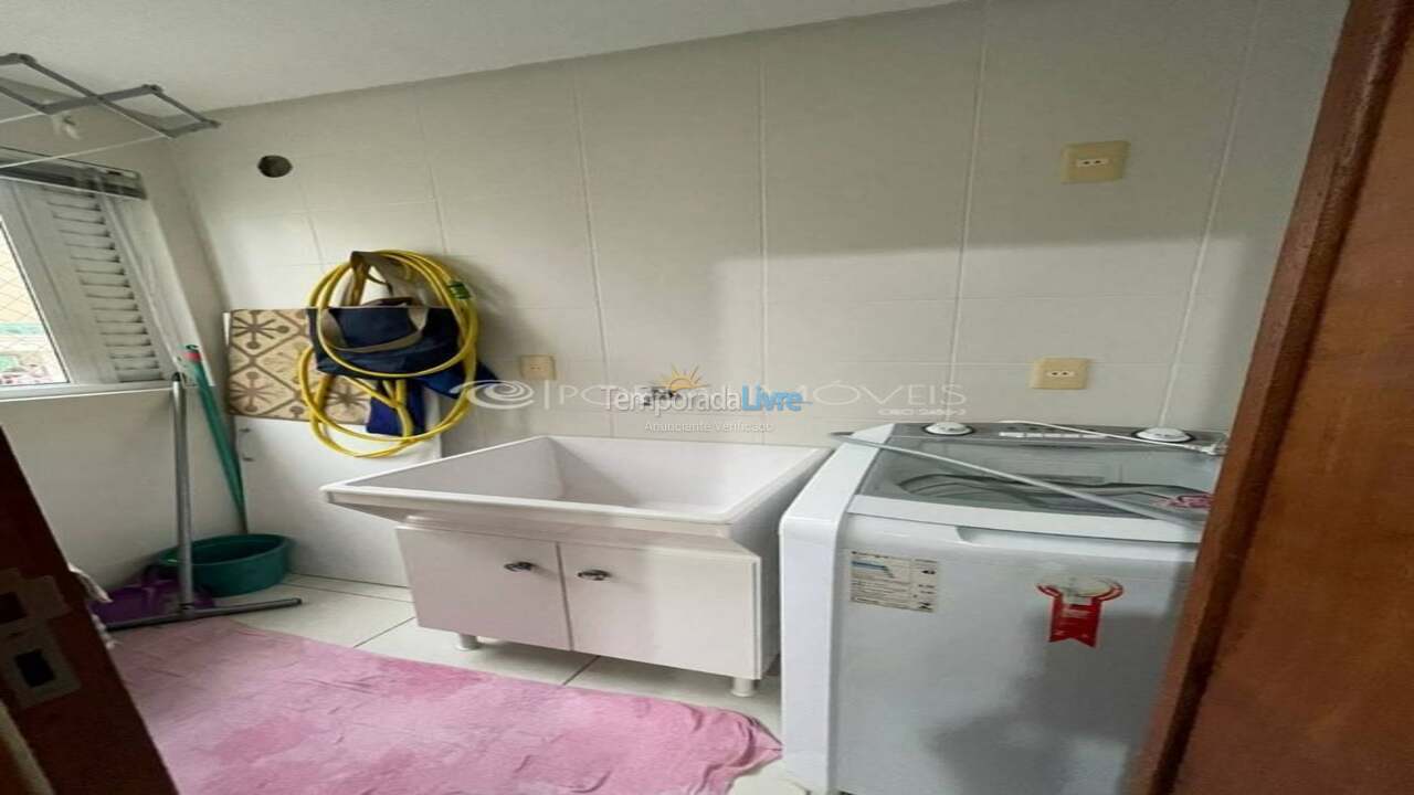 Apartamento para aluguel de temporada em Itapema (Meia Praia)
