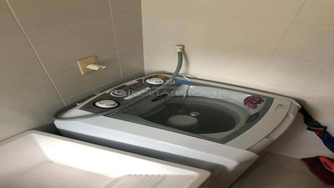 Apartamento para aluguel de temporada em Itapema (Meia Praia)