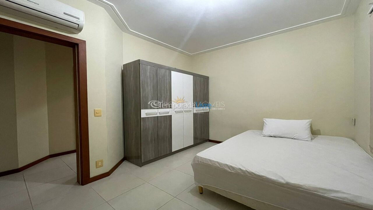 Apartamento para aluguel de temporada em Itapema (Meia Praia)