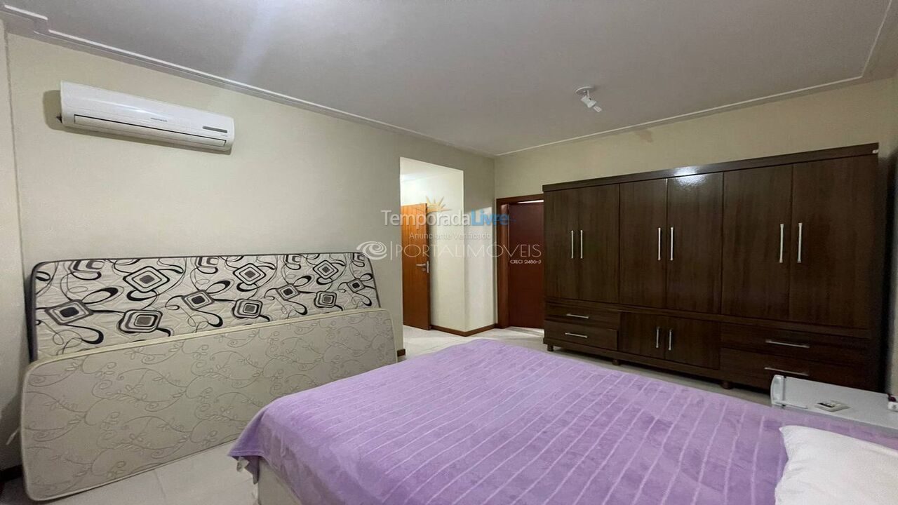 Apartamento para aluguel de temporada em Itapema (Meia Praia)