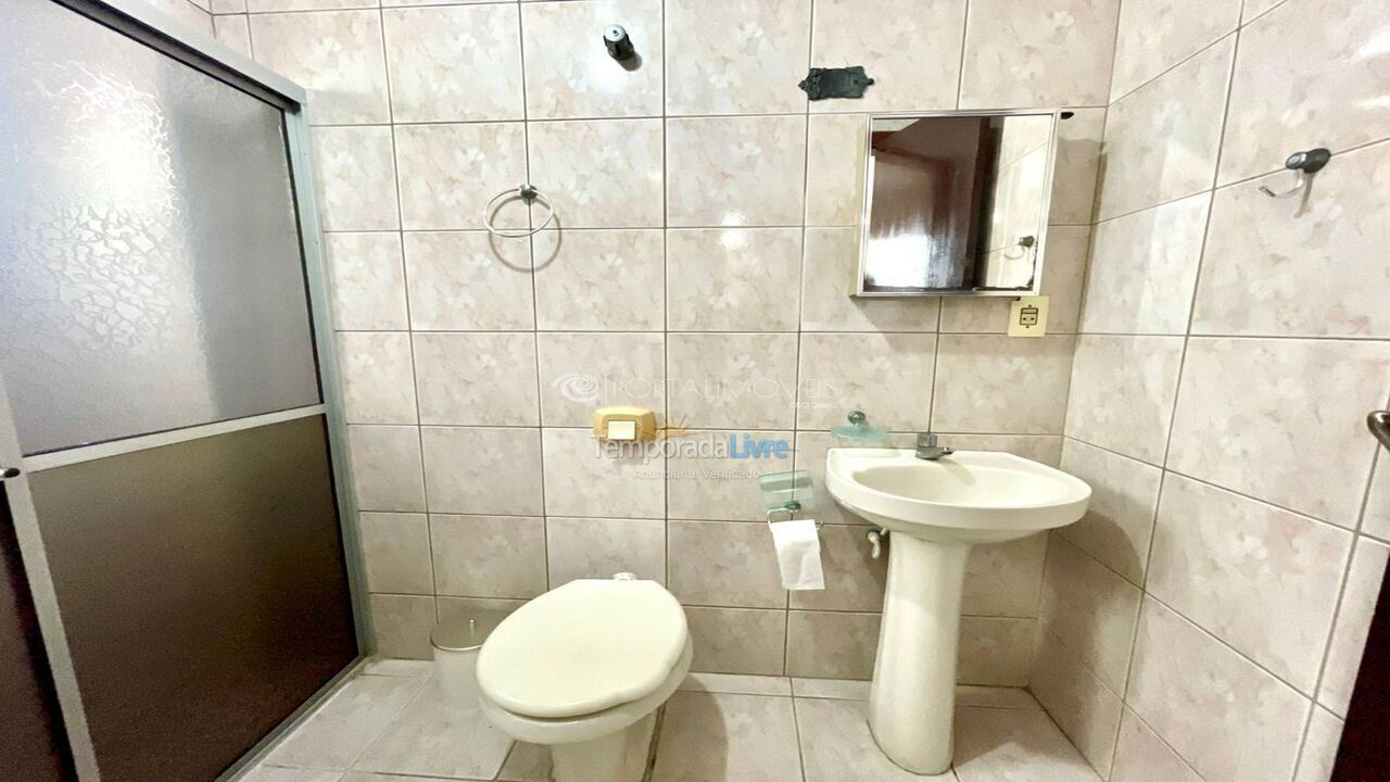 Apartment for vacation rental in Itapema (Meia Praia)