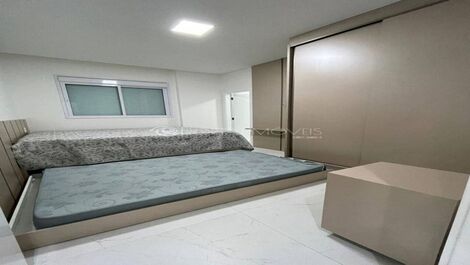 Golden Home - 3 suites for seasonal rental in Meia Praia/SC