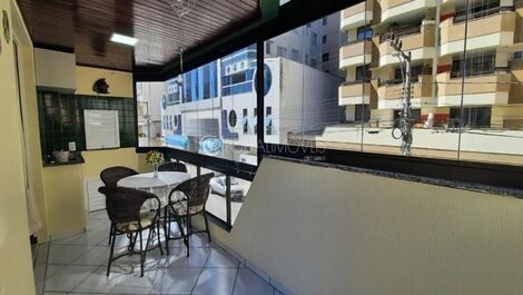 2 habitaciones, incluida 1 suite de temporada en Meia Praia