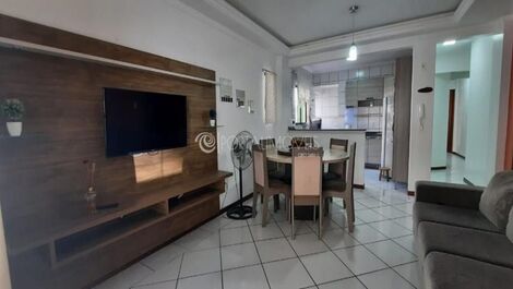 2 habitaciones, incluida 1 suite de temporada en Meia Praia