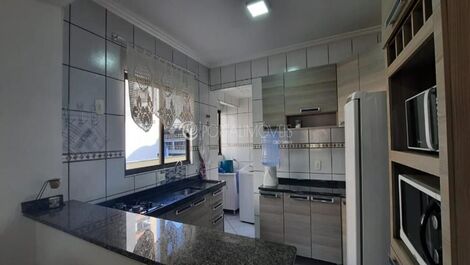 2 habitaciones, incluida 1 suite de temporada en Meia Praia