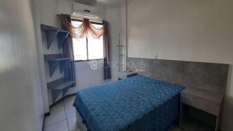 2 habitaciones, incluida 1 suite de temporada en Meia Praia