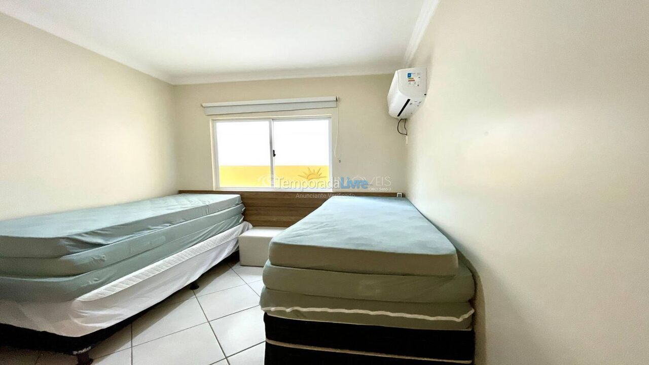Apartamento para alquiler de vacaciones em Itapema (Meia Praia)
