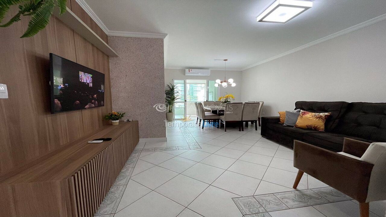 Apartamento para aluguel de temporada em Itapema (Meia Praia)