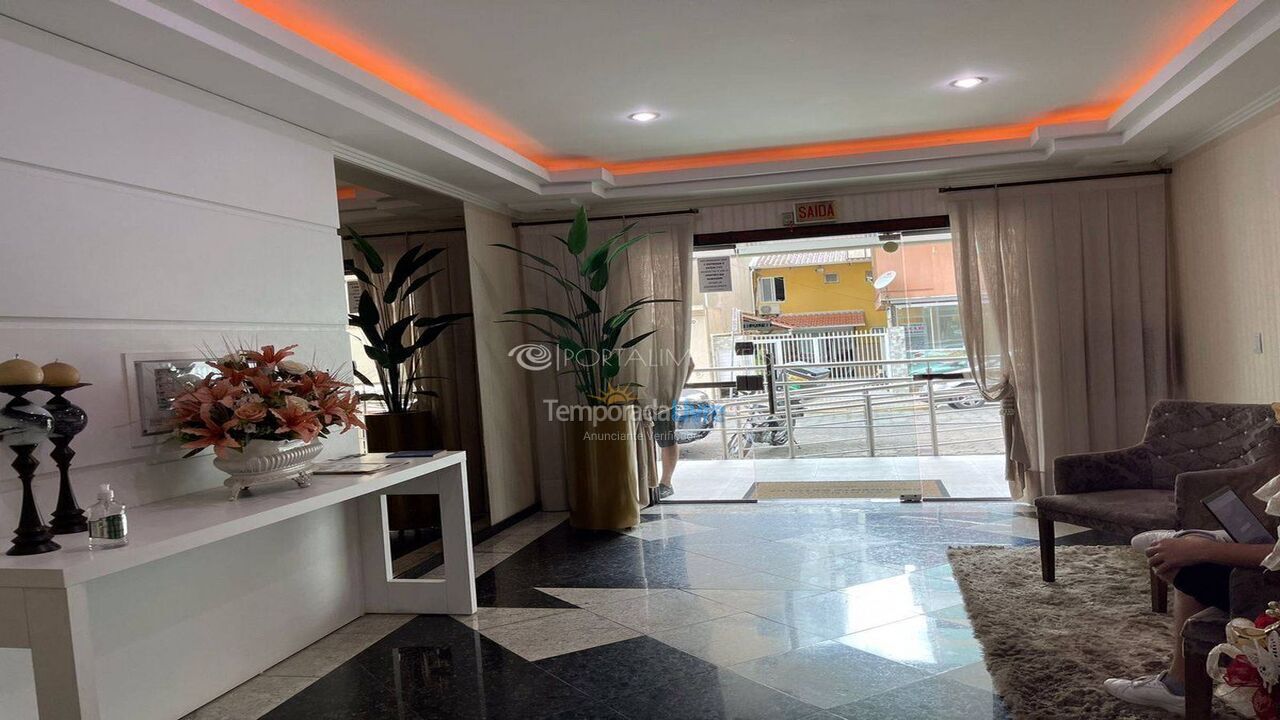 Apartamento para aluguel de temporada em Itapema (Meia Praia)