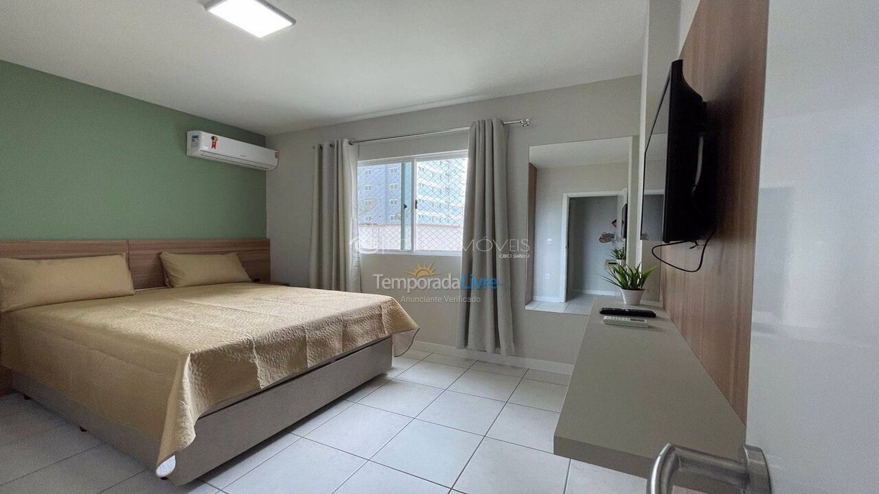 Apartamento para aluguel de temporada em Itapema (Meia Praia)
