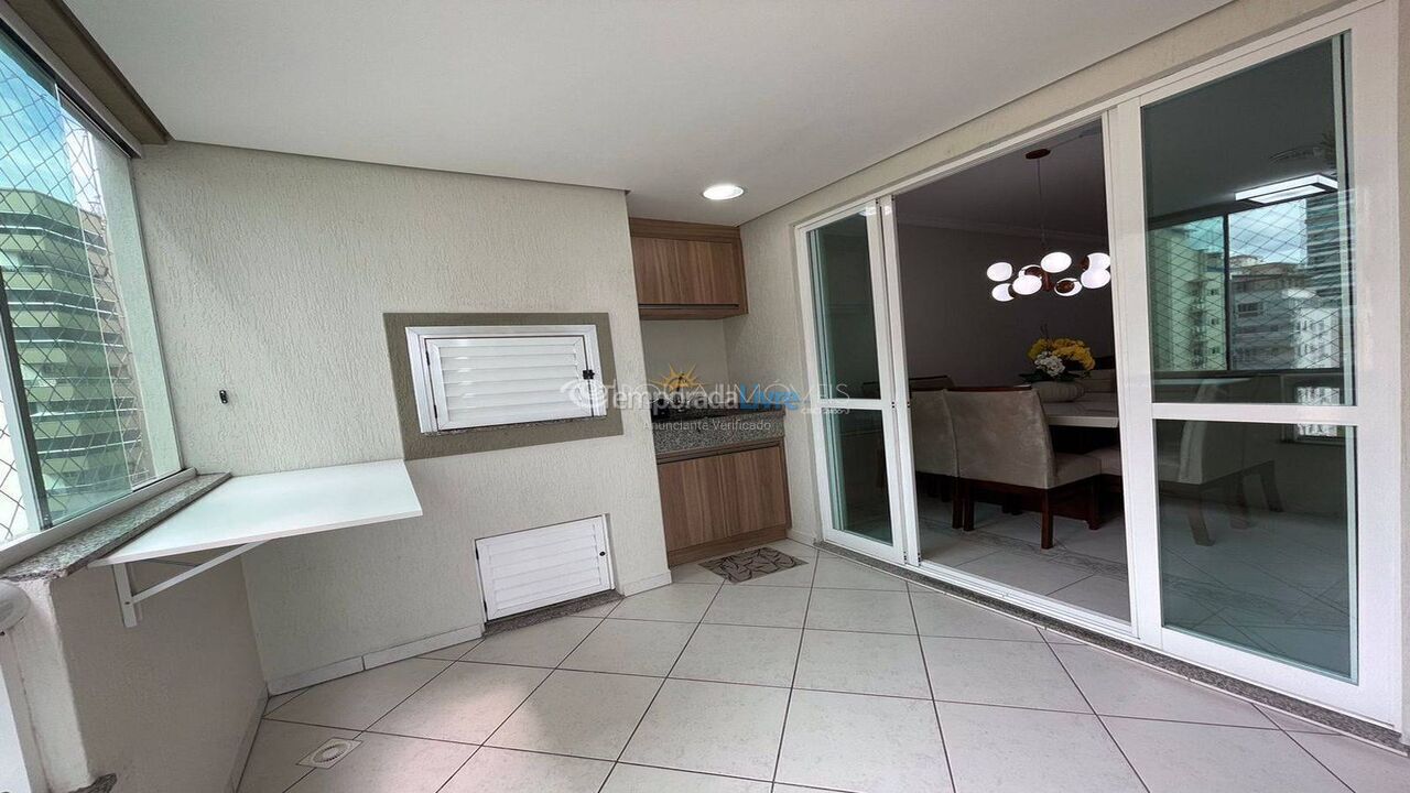 Apartamento para aluguel de temporada em Itapema (Meia Praia)