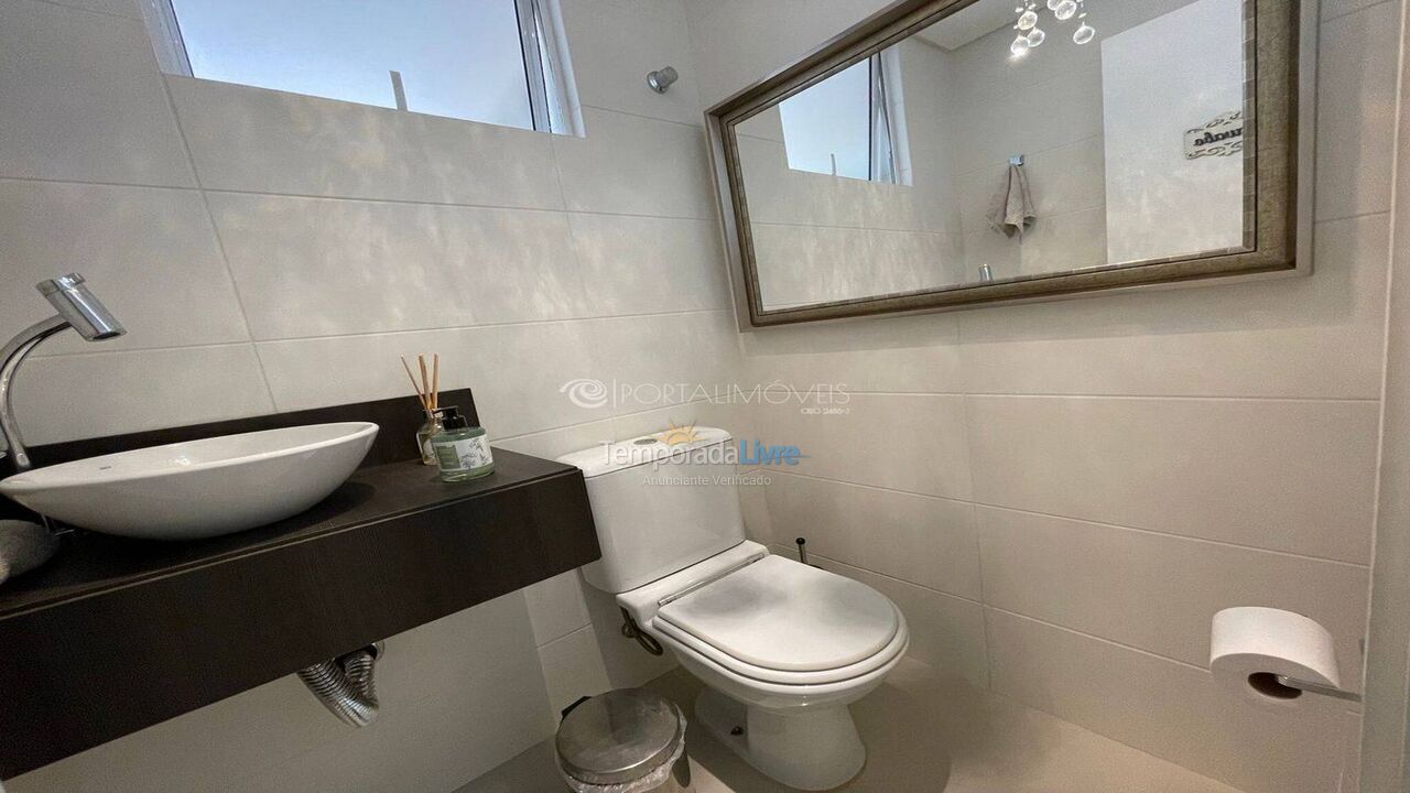 Apartamento para alquiler de vacaciones em Itapema (Meia Praia)