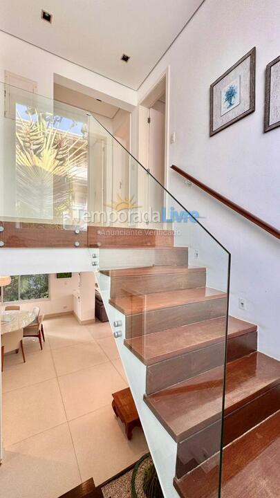 Casa para aluguel de temporada em São Sebastião (Praia da Baleia)