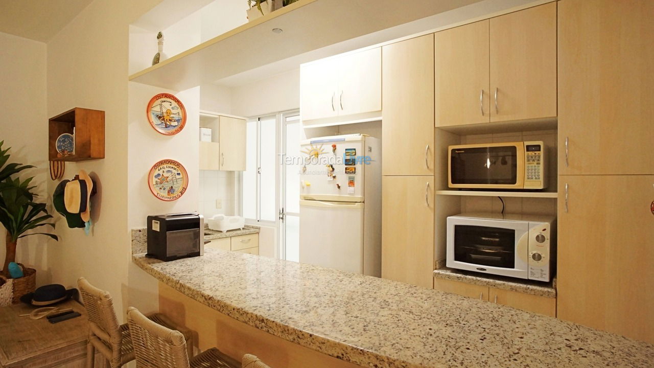 Apartamento para aluguel de temporada em Florianopolis (Praia dos Ingleses)