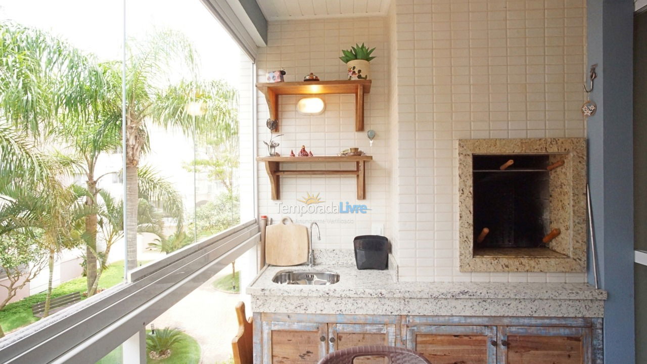 Apartamento para aluguel de temporada em Florianopolis (Praia dos Ingleses)