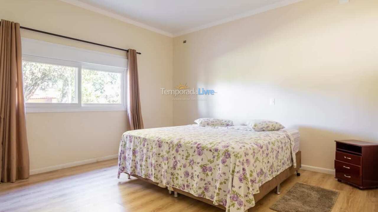 Granja para alquiler de vacaciones em Atibaia (Boa Vista)