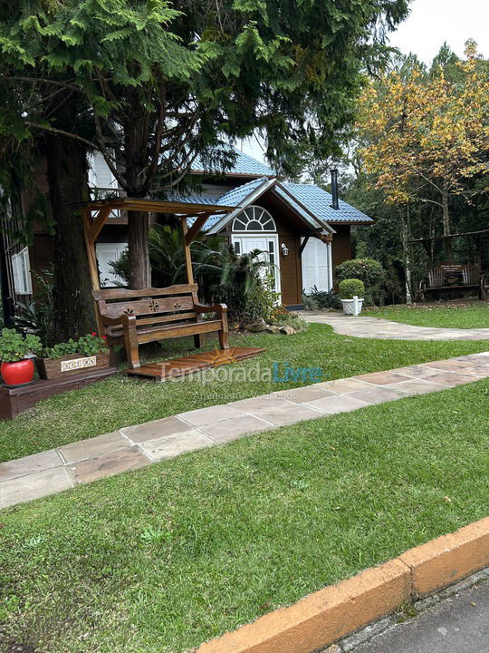 Casa para alquiler de vacaciones em Gramado (Floresta)