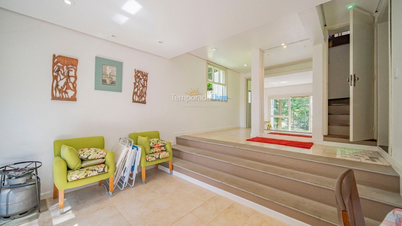 Casa para alquiler de vacaciones em Gramado (Floresta)