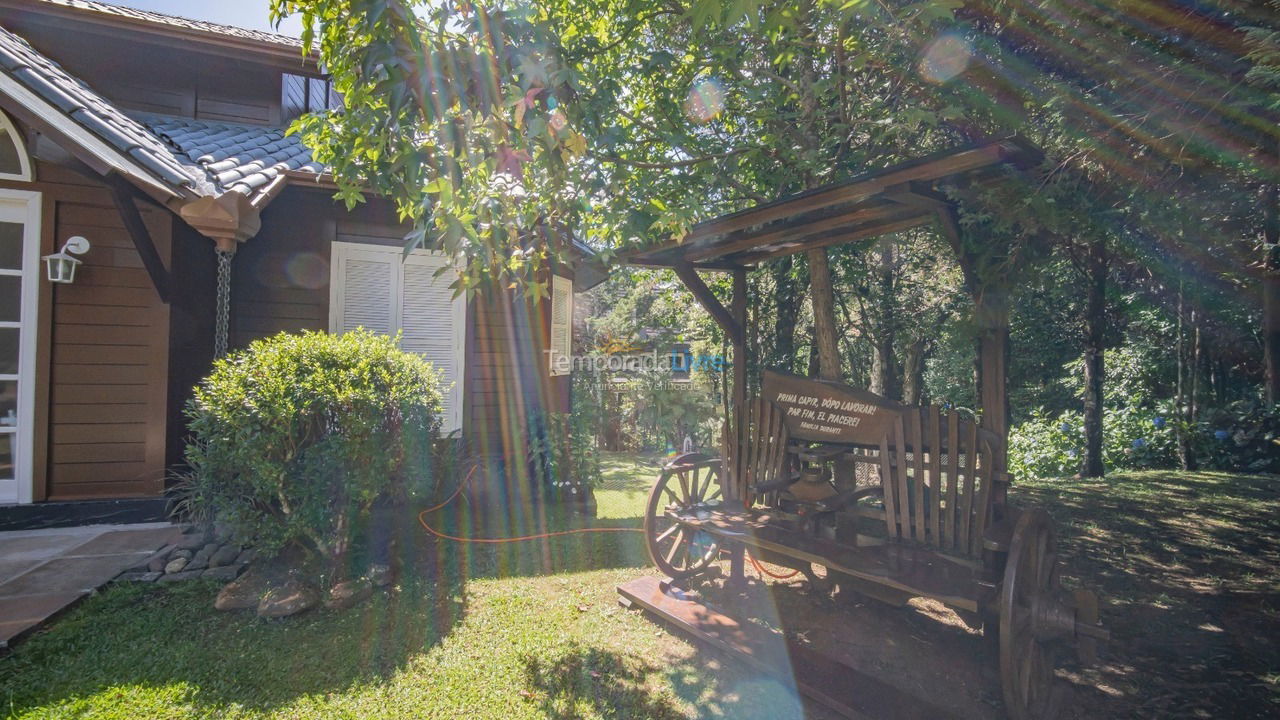 Casa para alquiler de vacaciones em Gramado (Floresta)