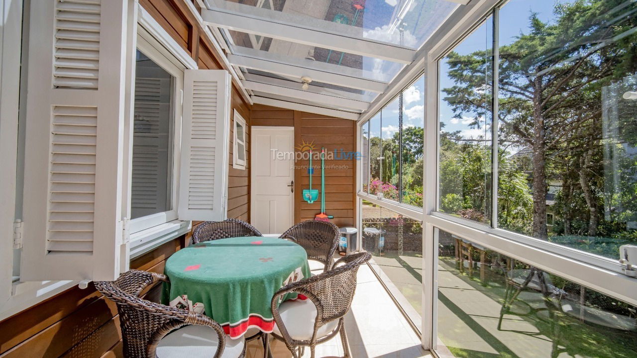 Casa para alquiler de vacaciones em Gramado (Floresta)
