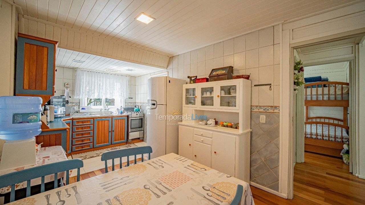 Casa para alquiler de vacaciones em Gramado (Floresta)