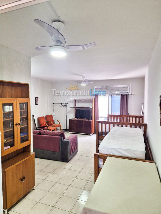 Apartment for vacation rental in Guarujá (Pitangueiras)